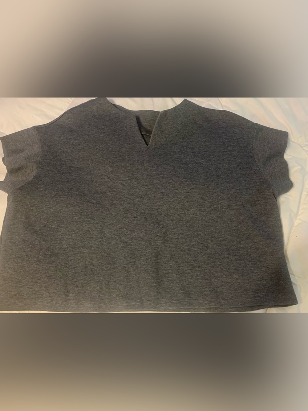 Women’s Crop Top V Neck Size XL